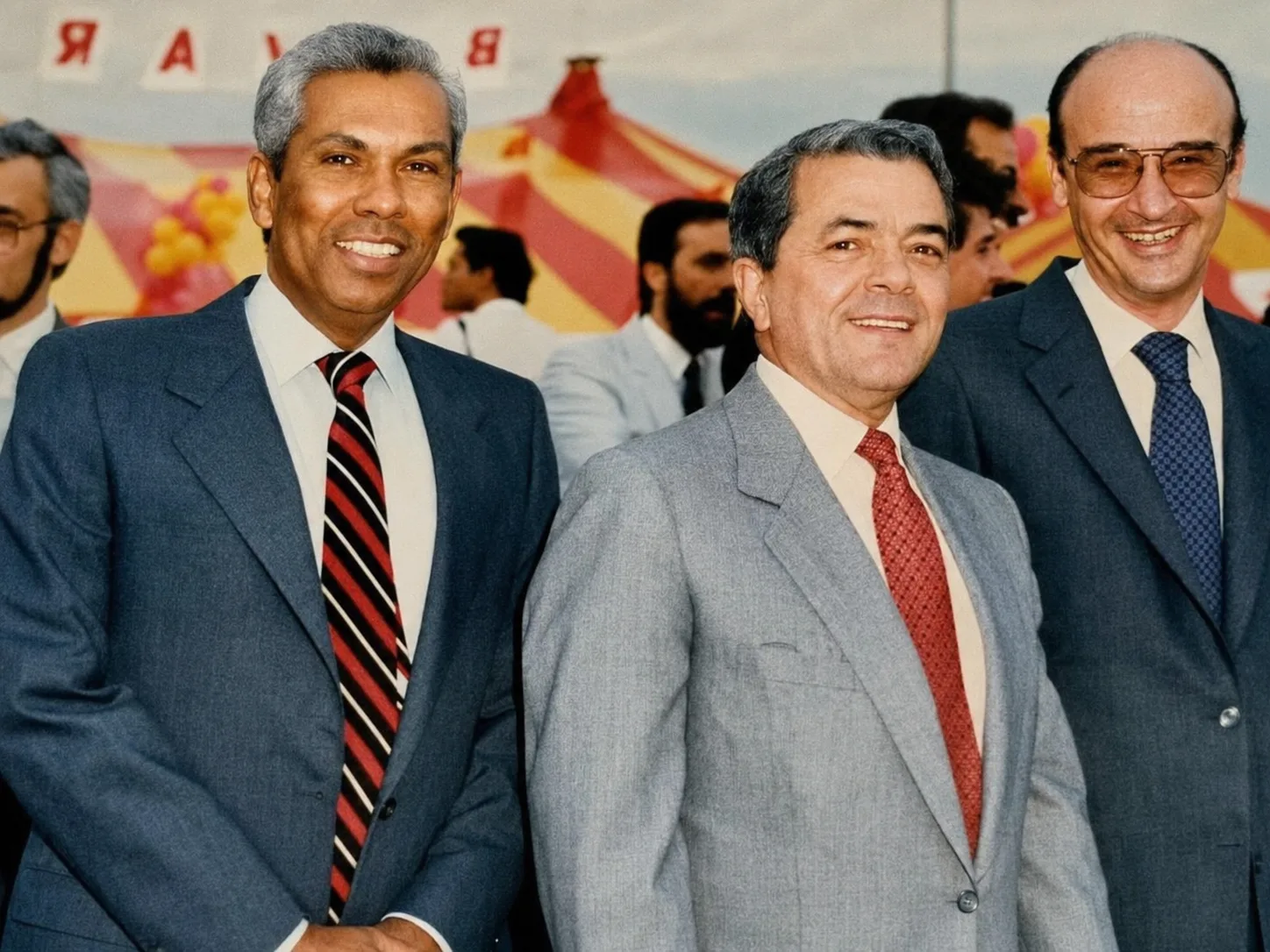 Pedro Bonett Locarno, Augusto López Valencia y Gabriel Jaime Arango (1990)